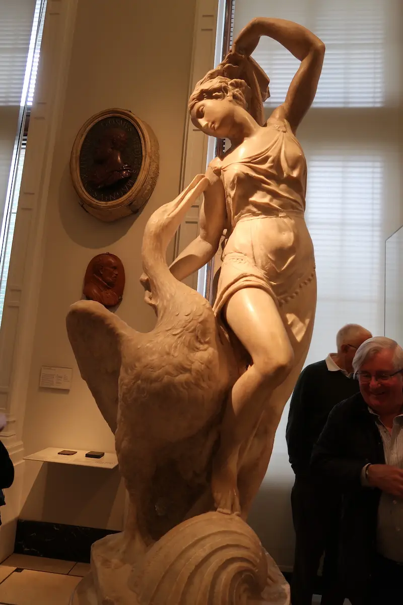 Statue au V&A museum.