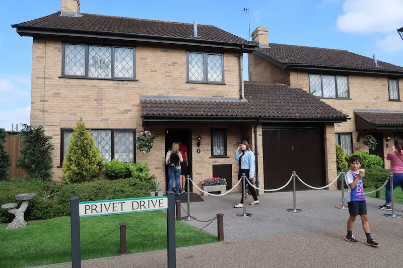 4 privet drive extérieur