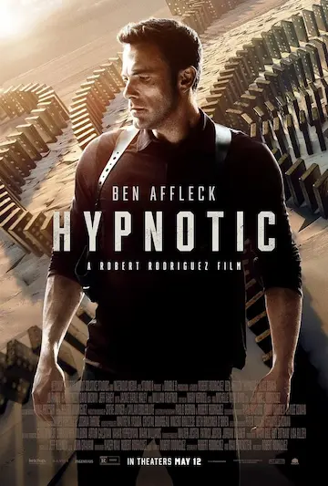 affiche du film représentant un homme au milieu d'un labyrinthe de dominos.