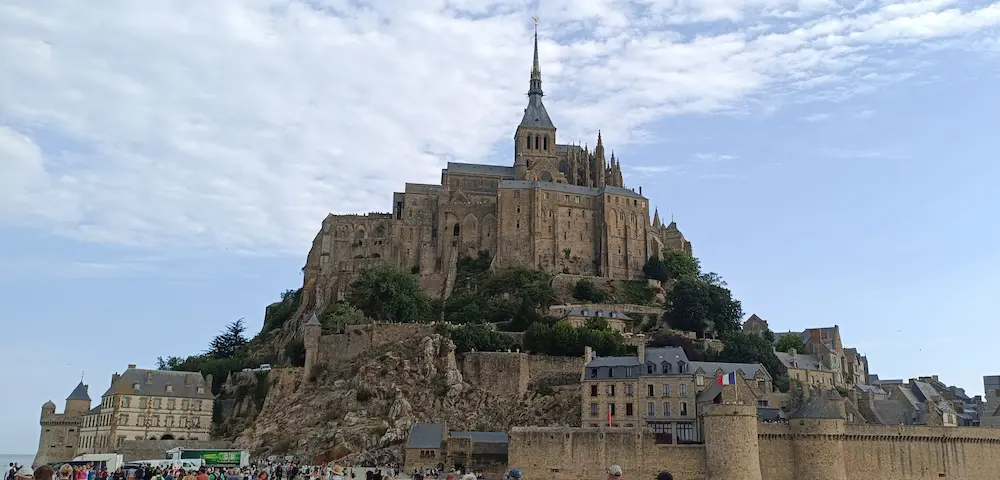 Mont-Saint-Michel.